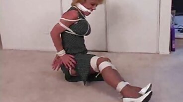 బ్లాక్‌డ్రా భారీ డాంగ్ బ్లాన్డీని తెలుగు లో సెక్స్ తెలుగు లో సెక్స్ స్మిథరీన్స్‌లోకి పేల్చాడు